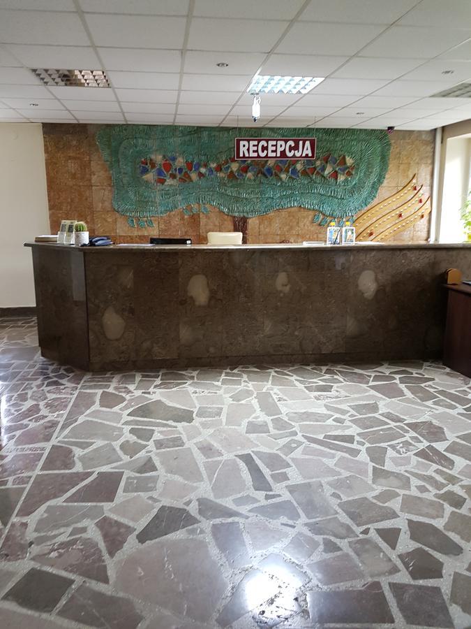 Отель Korona Sanatorium Uzdrowiskowe Мушина Экстерьер фото